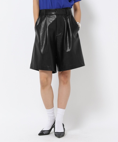 HEREIAM(ヘレイアム)の「【HEREIAM】この秋、マストバイ!ハーフレザーパンツ(その他パンツ・レディース・ブラック・SMALL/MEDIUM)」の10枚目の写真