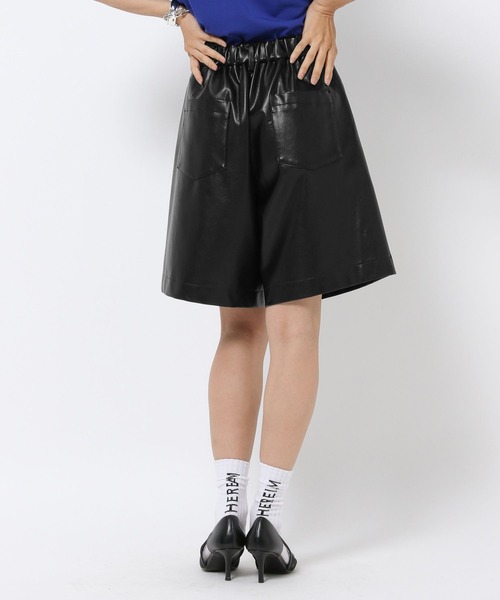HEREIAM(ヘレイアム)の「【HEREIAM】この秋、マストバイ!ハーフレザーパンツ(その他パンツ・レディース・ブラック・SMALL/MEDIUM)」の11枚目の写真