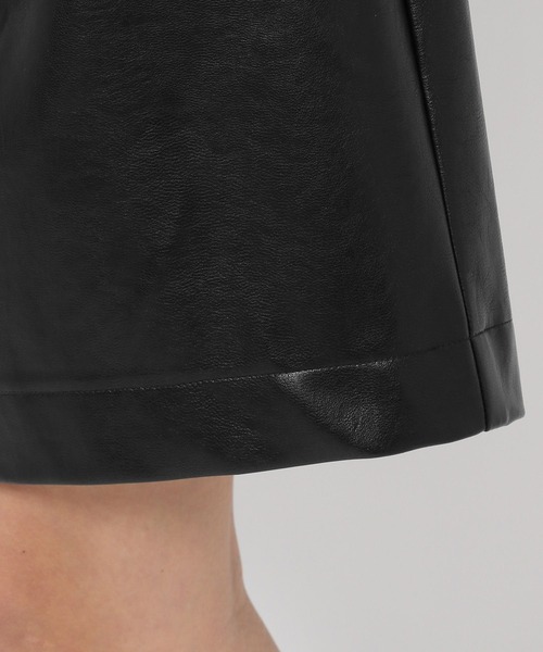 HEREIAM(ヘレイアム)の「【HEREIAM】この秋、マストバイ!ハーフレザーパンツ(その他パンツ・レディース・ブラック・SMALL/MEDIUM)」の19枚目の写真