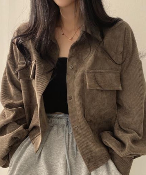 cammie(キャミー)の「ボリュームスリーブコーデュロイシャツ(シャツ/ブラウス・レディース・ブルー/モカ/ブラック・FREE)」の2枚目の写真