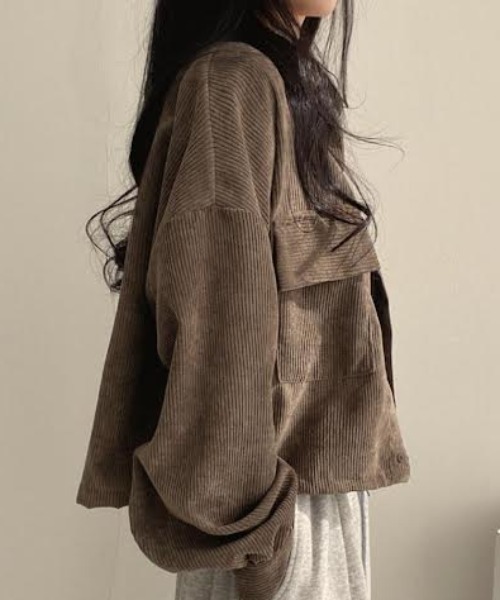 cammie(キャミー)の「ボリュームスリーブコーデュロイシャツ(シャツ/ブラウス・レディース・ブルー/モカ/ブラック・FREE)」の10枚目の写真
