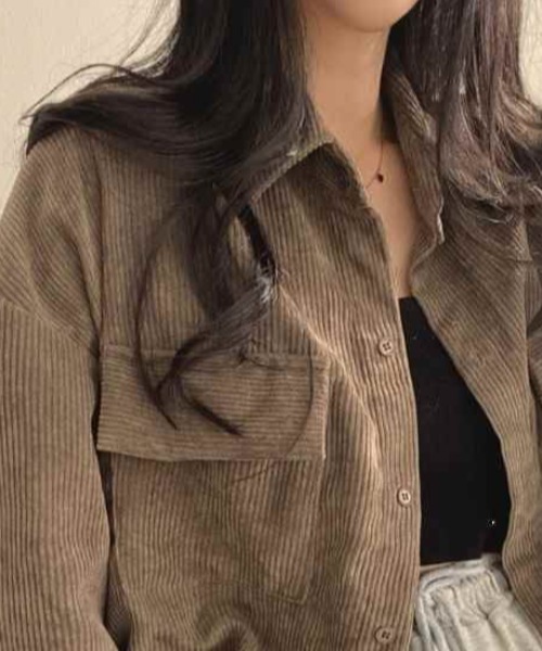 cammie(キャミー)の「ボリュームスリーブコーデュロイシャツ(シャツ/ブラウス・レディース・ブルー/モカ/ブラック・FREE)」の9枚目の写真