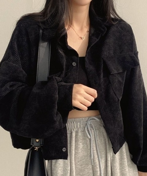 cammie(キャミー)の「ボリュームスリーブコーデュロイシャツ(シャツ/ブラウス・レディース・ブルー/モカ/ブラック・FREE)」の4枚目の写真