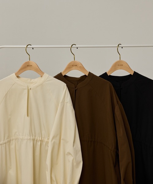 OLUN（オルン）の「waist ribbon volume onepiece/ウエストリボン