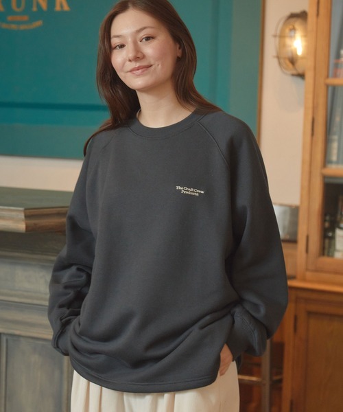 THE CRAFT CREW PRODUCTS（ザクラフトクループロダクツ）の「ファンクショナルファブリック ロゴ刺繍 ビッグシルエット ドローコード ラグランスリーブ裏起毛スウェット＜保温加工＞【THE CRAFT CREW PRODUCTS】（スウェット・メンズ・ネイビー/チャコール/ブラック系/モスグリーン/ブラウン/ブラック/グレー/オフホワイト・L/M/S）」の12枚目の写真