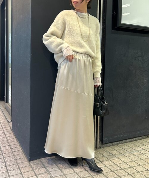 Jena espace merveilleux(ジェナ エスパスメルヴェイユ)の「【病みつきニット】ラメフェザーソフトニット(ニット/セーター・レディース・アイボリー/ブラウン/サックスブルー・FREE)」の14枚目の写真