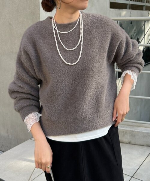 Jena espace merveilleux(ジェナ エスパスメルヴェイユ)の「【病みつきニット】ラメフェザーソフトニット(ニット/セーター・レディース・アイボリー/ブラウン/サックスブルー・FREE)」の5枚目の写真