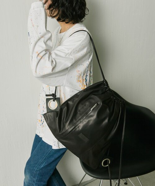 ear PAPILLONNER（イアパピヨネ）の「【kawa-kawa(カワカワ)】NO1523巾着リュック/ナップサック（バックパック/リュック・レディース・ブラック・FREE）」の15枚目の写真