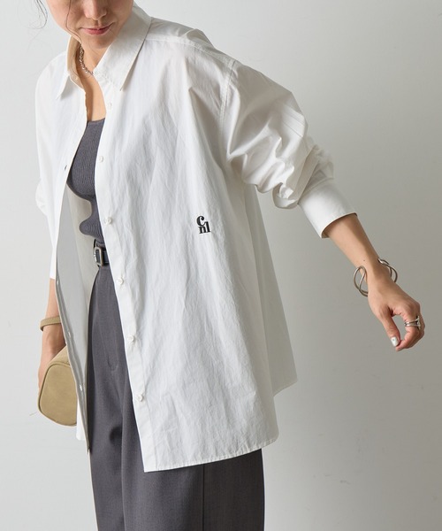 COLONY 2139（コロニートゥーワンスリーナイン）の「刺繍ロゴコットンシャツ（シャツ/ブラウス・レディース・ホワイト/チャコールグレー/ブルー/カーキ・FREE）」の6枚目の写真