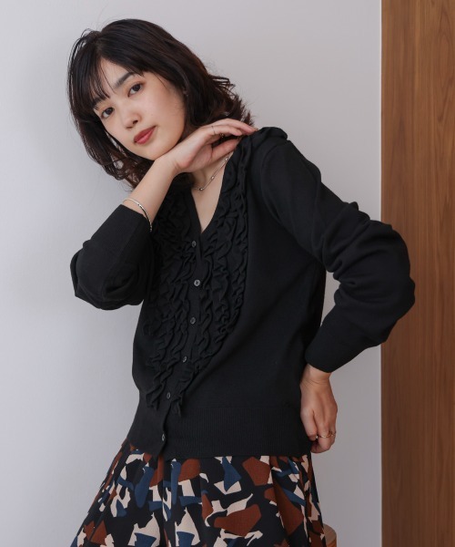 Bou Jeloud（ブージュルード）の「フリルニットカーディガン（カーディガン/ボレロ・レディース・グレー/ブラック・FREE）」の19枚目の写真