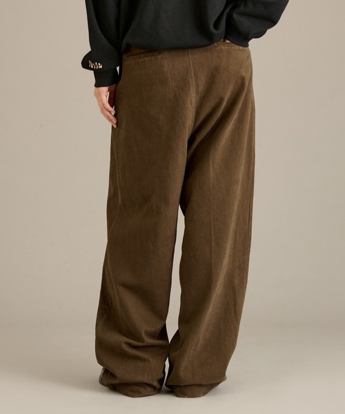 WETTEMPT(ウィテンプト)の「2 TUCK COTTON TWILL PANTS / ツータックコットンツイルパンツ(その他パンツ・メンズ・ブラウン/ブラック/ダークオリーブ・SMALL/MEDIUM/LARGE)」の20枚目の写真