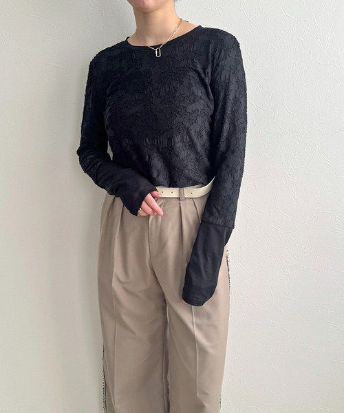 LHELBIE（レルビエ）の「シアージャガードトップス（Tシャツ/カットソー・レディース・アイボリー/ブラック/イエロー・M）」の21枚目の写真