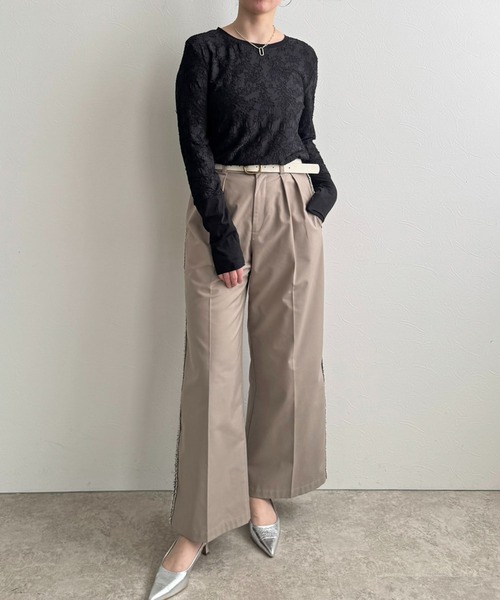 LHELBIE（レルビエ）の「シアージャガードトップス（Tシャツ/カットソー・レディース・アイボリー/ブラック/イエロー・M）」の17枚目の写真