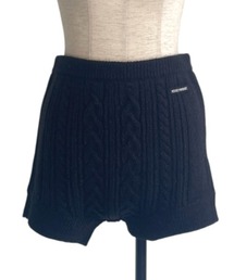cable knit short pants