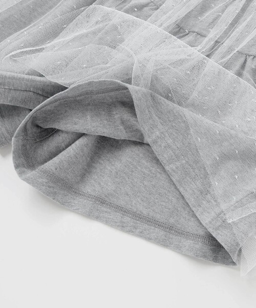 Noeil aime BeBe（ノイユエイムベベ）の「ラメ入りチュールティアードキュロット（スカート・キッズ・グレー/ベージュ・110cm/120cm/130cm）」の16枚目の写真