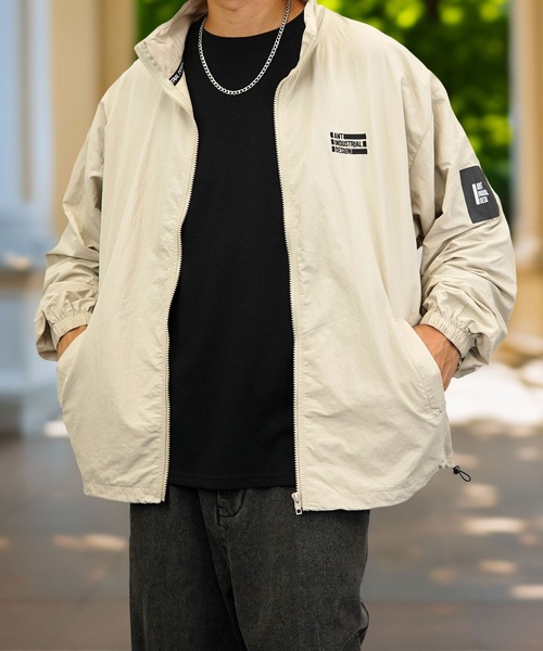 Burner(バーナー)の「【GROOVY STORE】バルーンスリーブ ナイロン タスラン スタンドネック フルジップ トラック ジャケット(ナイロンジャケット・メンズ・チャコール/チャコールグレー/カーキ系2/ブラック/ブラック系その他2/アイボリー/アイボリー系2/カーキ・M/L/LL)」の7枚目の写真