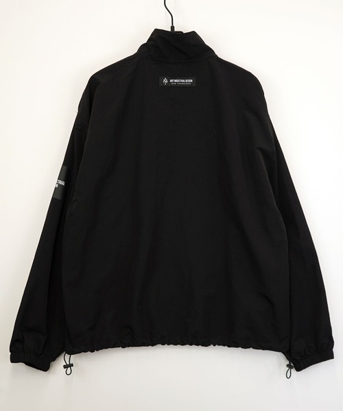 Burner(バーナー)の「【GROOVY STORE】バルーンスリーブ ナイロン タスラン スタンドネック フルジップ トラック ジャケット(ナイロンジャケット・メンズ・チャコール/チャコールグレー/カーキ系2/ブラック/ブラック系その他2/アイボリー/アイボリー系2/カーキ・M/L/LL)」の18枚目の写真