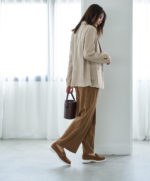 STYLE DELI(スタイルデリ)の「ストレッチメッシュ生地ダブルジャケット(テーラードジャケット・レディース・ブラウン系/グレイッシュベージュ・FREE)」の4枚目の写真