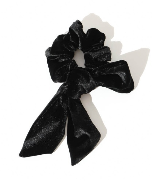 flower(フラワー)の「リボンベロアシュシュ(シュシュ・レディース・ブラック・FREE)」の2枚目の写真