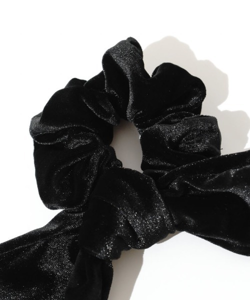 flower(フラワー)の「リボンベロアシュシュ(シュシュ・レディース・ブラック・FREE)」の3枚目の写真