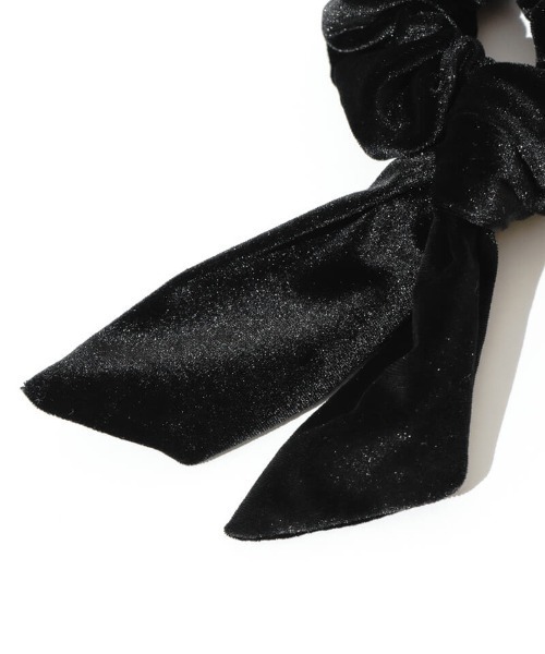flower(フラワー)の「リボンベロアシュシュ(シュシュ・レディース・ブラック・FREE)」の4枚目の写真