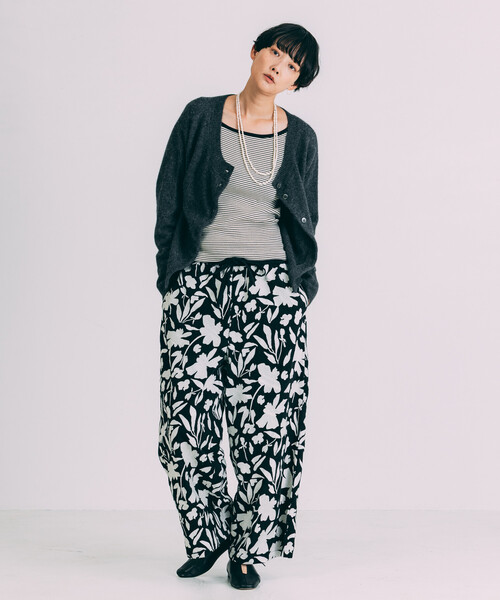 Freada（フリーダ）の「Freada/フリーダ モノトーン 刺繍 イージーパンツ（その他パンツ・レディース・ブラック/ブラウン・ONE SIZE）」の10枚目の写真