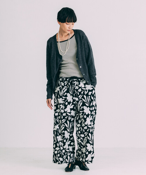 Freada（フリーダ）の「Freada/フリーダ モノトーン 刺繍 イージーパンツ（その他パンツ・レディース・ブラック/ブラウン・ONE SIZE）」の11枚目の写真