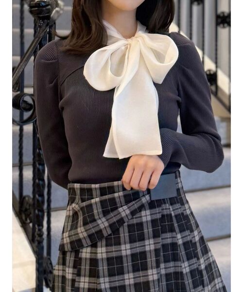 MERCURYDUO(マーキュリーデュオ)の「異素材リボンカットアウトニット(ニット/セーター・レディース・ブラック/ベビーピンク/チャコールグレー/ブルー/アイボリー/ピンク・FREE)」の22枚目の写真