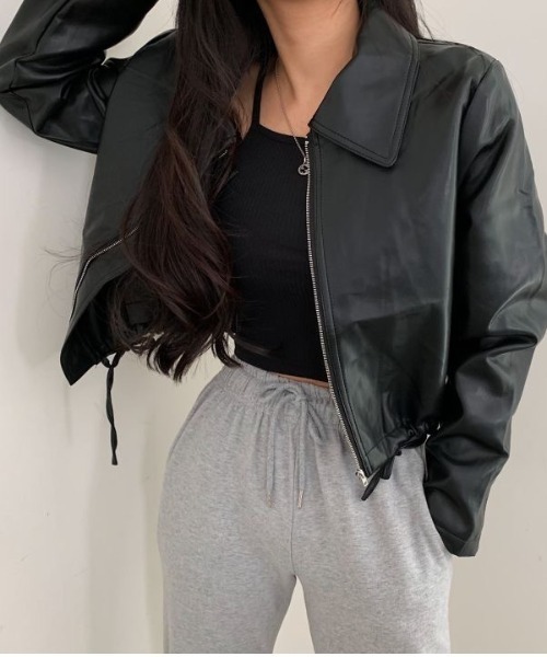 FREE STYLISTS(フリー スタイリスト)の「YUGA_YGMC Drawstring cropped jacket(ブルゾン・レディース・オフホワイト/ブラック・FREE)」の13枚目の写真