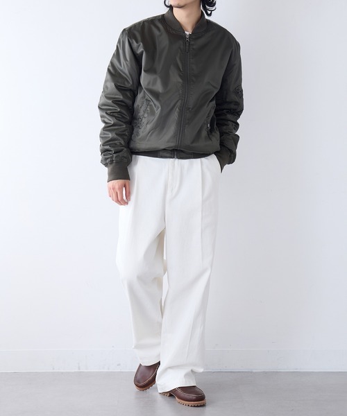 HAUS（ハウス）の「【HAUS】エステルツイル中綿MA-1 KMW-54811（MA-1・メンズ・ブラック/カーキ・LL/L/M）」の11枚目の写真
