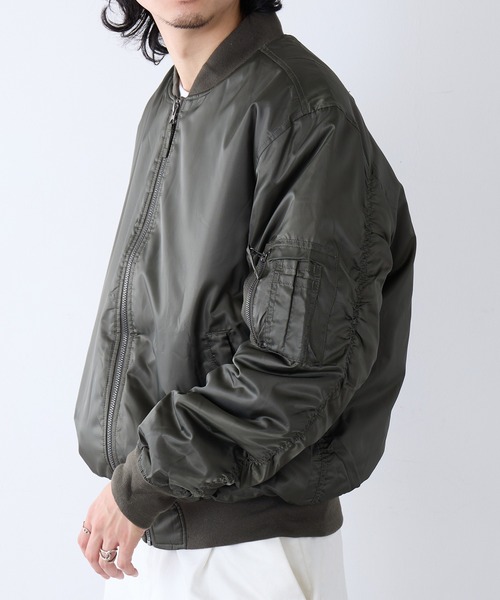HAUS（ハウス）の「【HAUS】エステルツイル中綿MA-1 KMW-54811（MA-1・メンズ・ブラック/カーキ・LL/L/M）」の8枚目の写真
