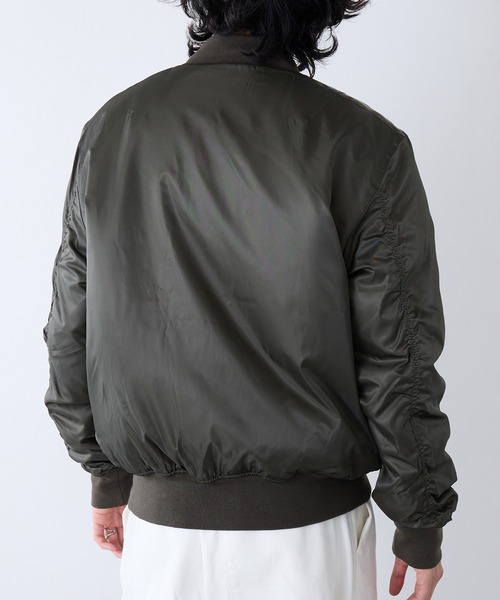 HAUS（ハウス）の「【HAUS】エステルツイル中綿MA-1 KMW-54811（MA-1・メンズ・ブラック/カーキ・LL/L/M）」の9枚目の写真