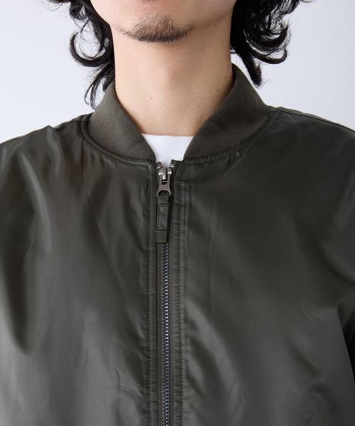 HAUS（ハウス）の「【HAUS】エステルツイル中綿MA-1 KMW-54811（MA-1・メンズ・ブラック/カーキ・LL/L/M）」の14枚目の写真