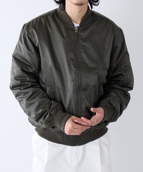 HAUS（ハウス）の「【HAUS】エステルツイル中綿MA-1 KMW-54811（MA-1・メンズ・ブラック/カーキ・LL/L/M）」の7枚目の写真