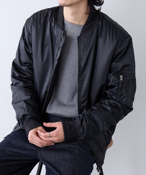 HAUS（ハウス）の「【HAUS】エステルツイル中綿MA-1 KMW-54811（MA-1・メンズ・ブラック/カーキ・LL/L/M）」の18枚目の写真