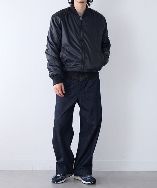 HAUS（ハウス）の「【HAUS】エステルツイル中綿MA-1 KMW-54811（MA-1・メンズ・ブラック/カーキ・LL/L/M）」の3枚目の写真
