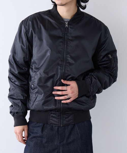 HAUS（ハウス）の「【HAUS】エステルツイル中綿MA-1 KMW-54811（MA-1・メンズ・ブラック/カーキ・LL/L/M）」の15枚目の写真