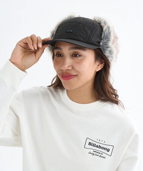 BILLABONG(ビラボン)の「BILLABONG レディース A/DIV TRAPPER CAP キャップ 【2025年秋冬モデル】 @autumn/ビラボンアロゴファートラッパーキャップ(帽子)(キャップ・レディース・ブラック/オリーブ/アイボリー・FREE)」の1枚目の写真