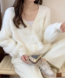 フワッと柔らかVネックニットカーディガン