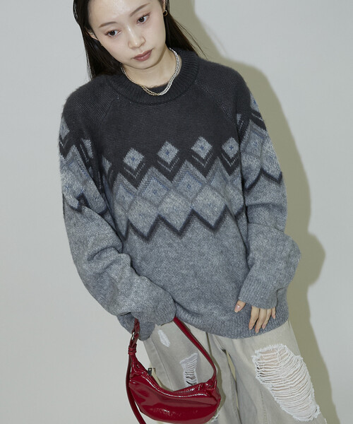 PUBLUX(パブリュクス)の「PUBLUX/パブリュクス ダイヤジャカードモヘアタッチニットプルオーバー 限定展開(ニット/セーター・レディース・ブラウン/ネイビー/グレー・フリ-)」の5枚目の写真
