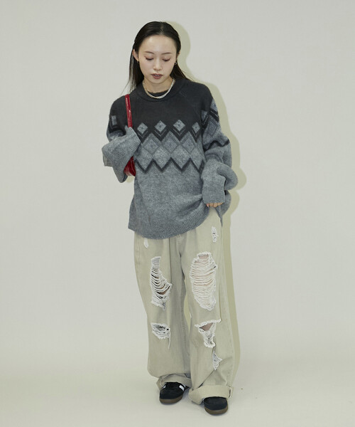 PUBLUX(パブリュクス)の「PUBLUX/パブリュクス ダイヤジャカードモヘアタッチニットプルオーバー 限定展開(ニット/セーター・レディース・ブラウン/ネイビー/グレー・フリ-)」の7枚目の写真
