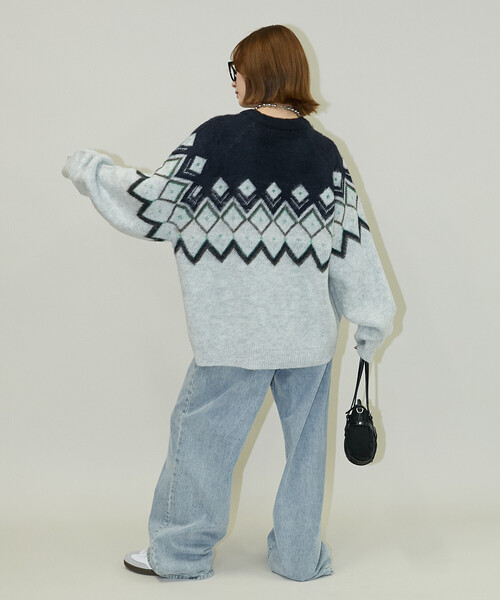 PUBLUX(パブリュクス)の「PUBLUX/パブリュクス ダイヤジャカードモヘアタッチニットプルオーバー 限定展開(ニット/セーター・レディース・ブラウン/ネイビー/グレー・フリ-)」の19枚目の写真
