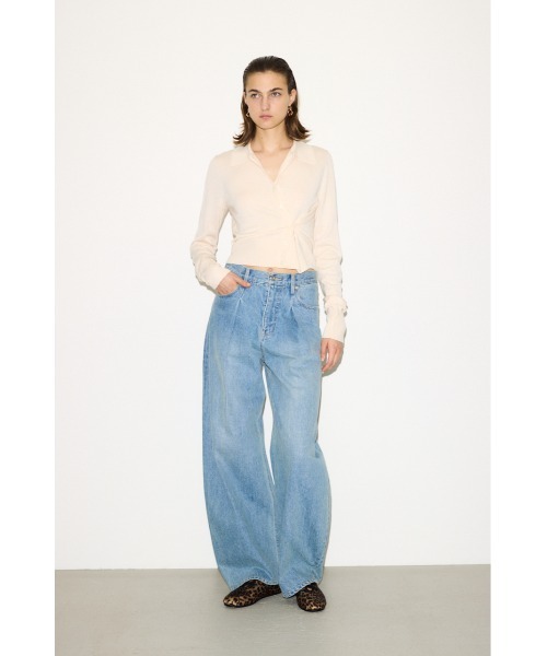 THROW by SLY（スローバイスライ）の「THROW KNIT POLO 2WAY HG CD ニット ポロ 2ウェイ ハイゲージ カーディガン 秋服 冬服（カーディガン/ボレロ・レディース・杢グレー/キナリ・FREE）」の3枚目の写真