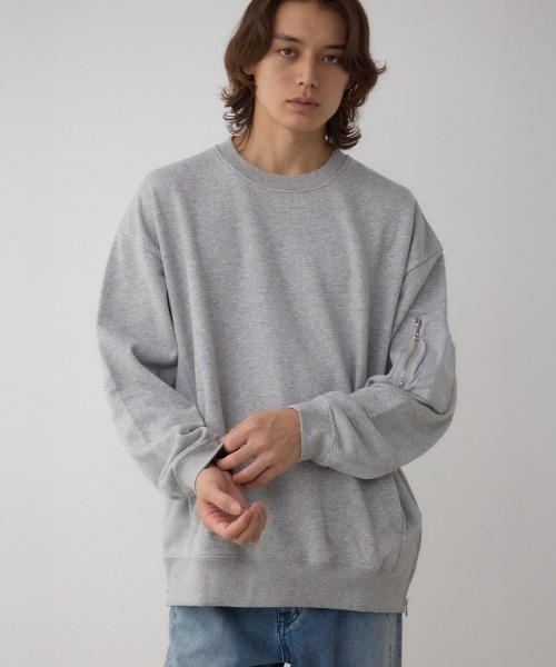 AZUL by moussy(アズールバイマウジー)の「ユーティリティポケット付きプルオーバー(スウェット・メンズ・杢グレー/ブラック/ネイビー・SMALL/MEDIUM/LARGE)」の2枚目の写真