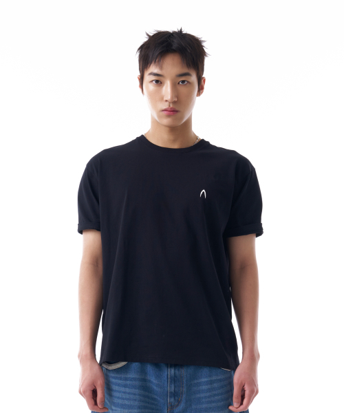 AAKAM(アーカム)の「Fitted Half Top (Black)(Tシャツ/カットソー・レディース・その他・1/2)」の2枚目の写真