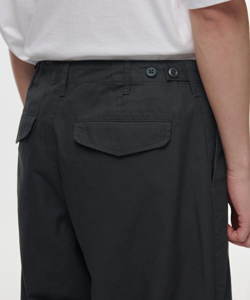 MUSINSA STANDARD（ムシンサスタンダード）の「コットンパラシュートパンツ[ダークグレー]（その他パンツ・メンズ・その他・40/38/42/36/34/28/29/32/30/31/33/26/27）」の6枚目の写真