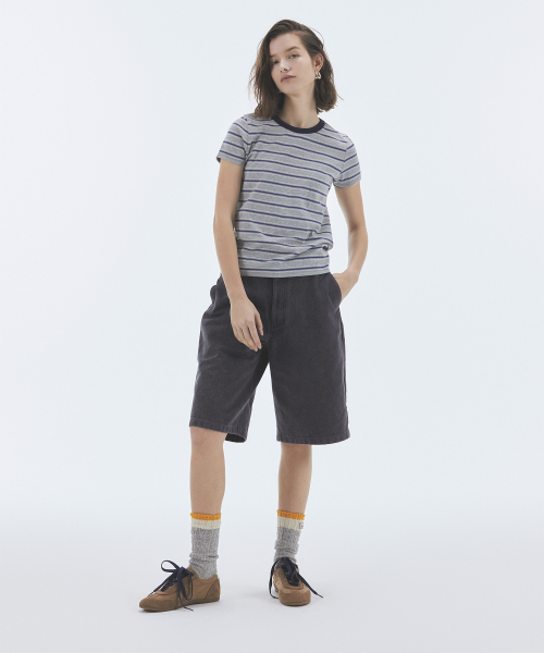 NOHANT（ノアン）の「STRIPE CROP SHORT SLEEVE T-SHIRT GRAY（Tシャツ/カットソー・レディース・グレー・SMALL/MEDIUM/LARGE）」の2枚目の写真