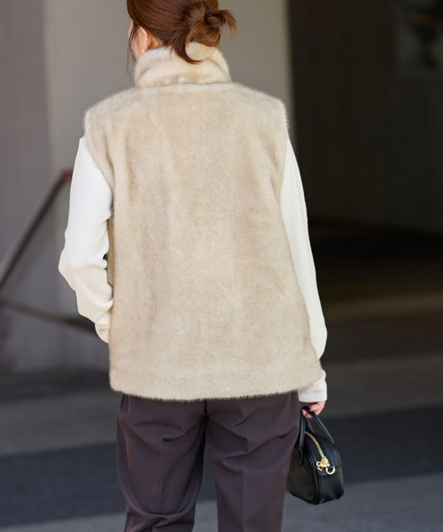 新品アニュアンス　スタンドカラーファーベスト スタンドカラーファーベスト