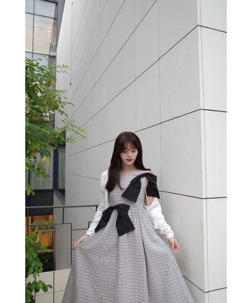 MISTREASS(ミストレアス)の「Multi Way Ribbon Tweed Dress(ワンピース・レディース・ブラック/ホワイト/ピンク・FREE)」の5枚目の写真