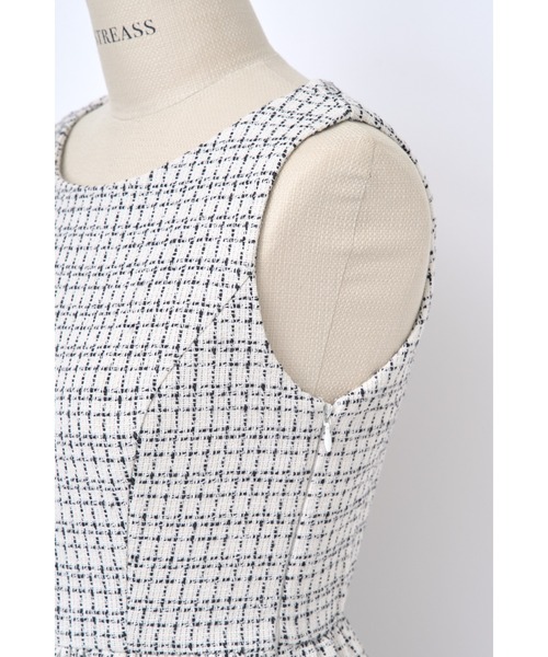 MISTREASS(ミストレアス)の「Multi Way Ribbon Tweed Dress(ワンピース・レディース・ブラック/ホワイト/ピンク・FREE)」の17枚目の写真